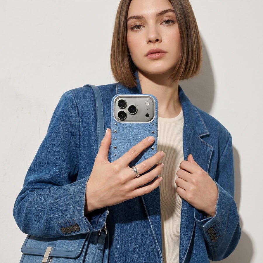 Detalle del acabado vaquero de la funda Denim MagBattery para iPhone 17 Pro Max
