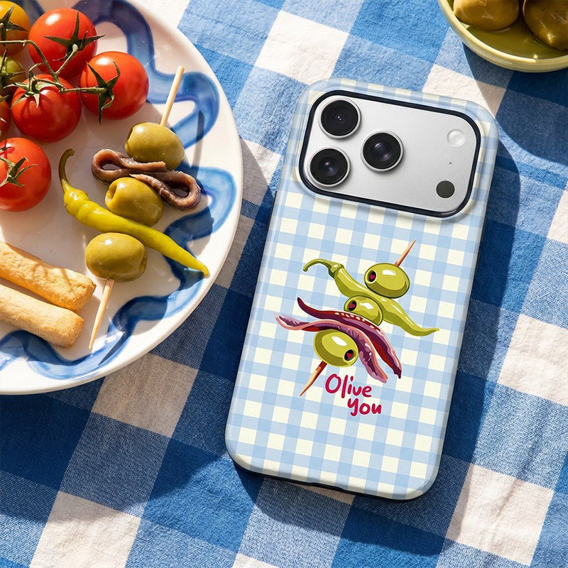Funda Tough Blue Picnic – Detalle del estampado azul con motivo picnic
