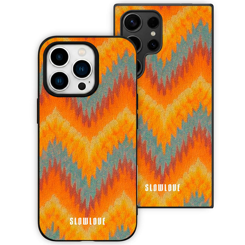 Funda Glass Slowlove Zigzag Sunset con estampado zigzag en tonos cálidos sunset en cristal templado - Vista frontal
